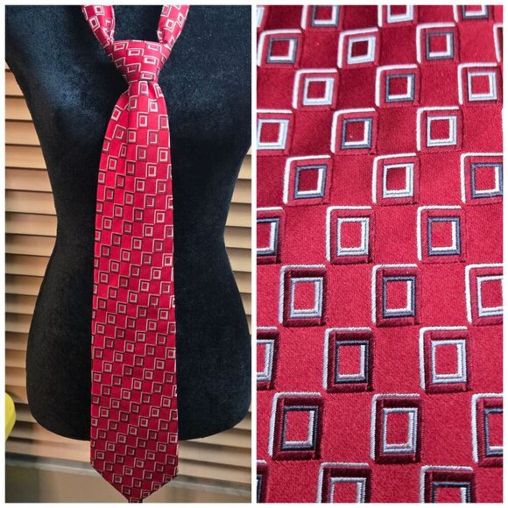 Steve Harvey Collection‎ Red Geometric Silk Tie Modern Necktie